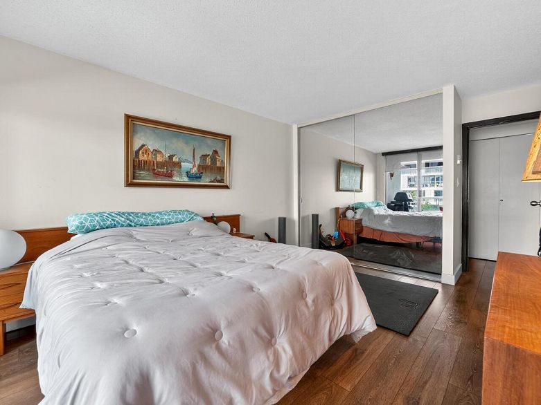 801 1500 Howe Street