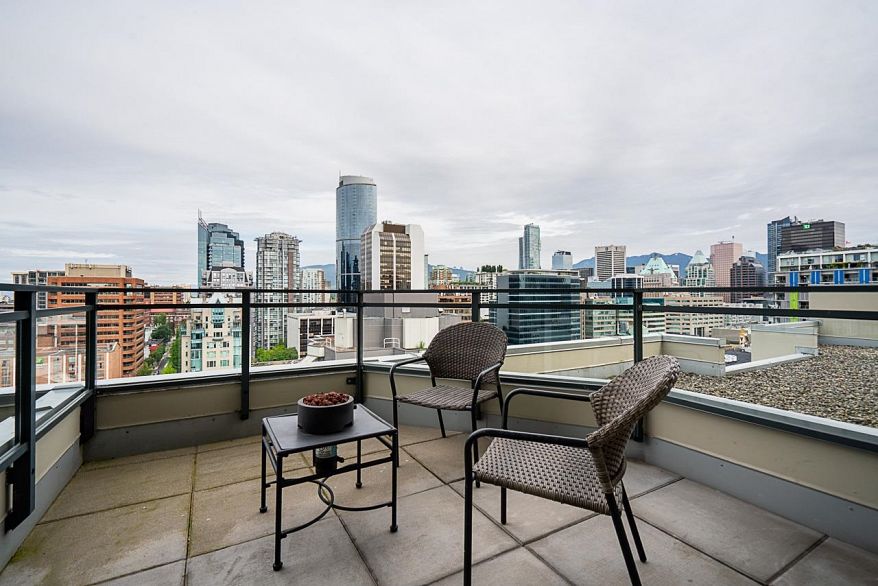 PH3 1082 Seymour Street