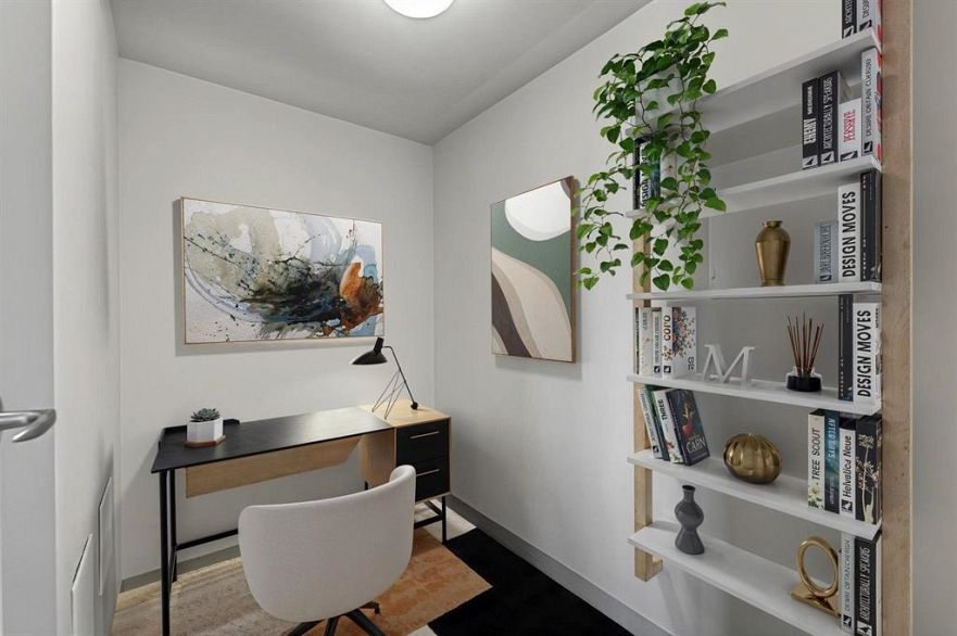 2810 233 Robson Street