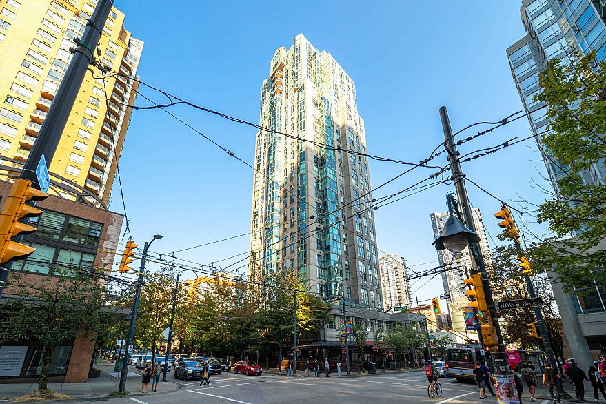 1808 1188 Howe Street