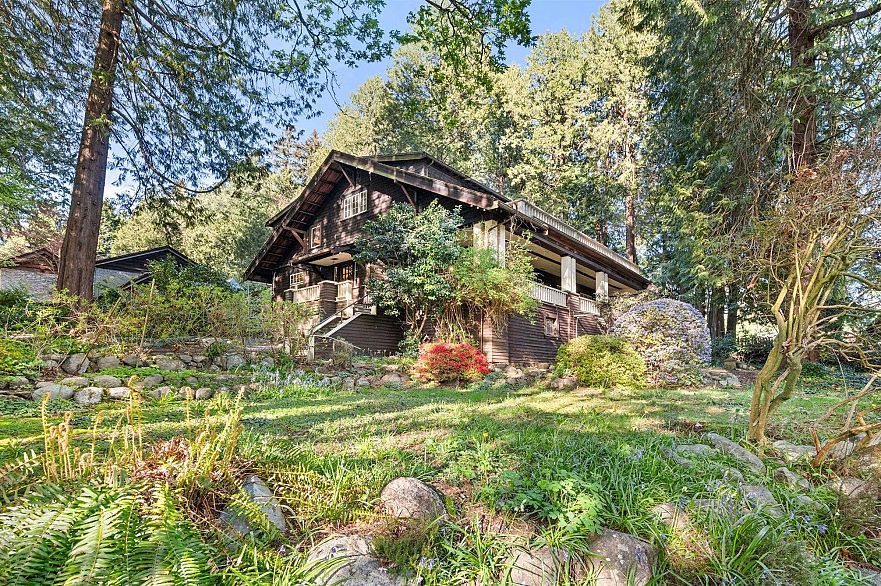 6376 Collingwood Street