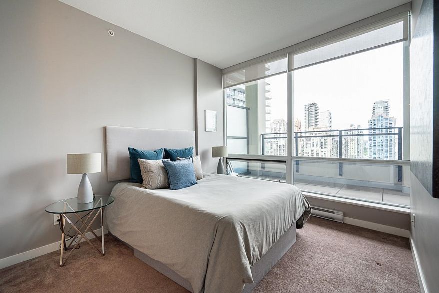 PH3 1082 Seymour Street