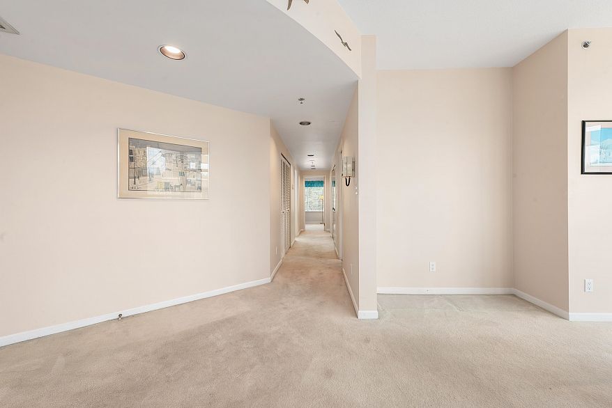 201 1788 W Georgia Street