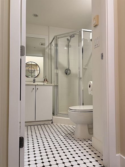 PH4 1238 Burrard Street