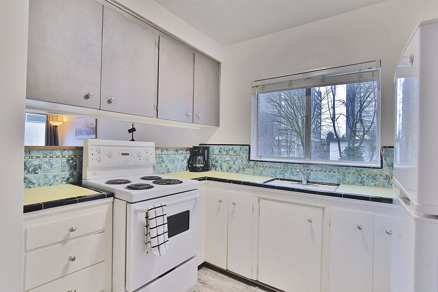 105 1540 HARO STREET, Vancouver BC V6G 1G6