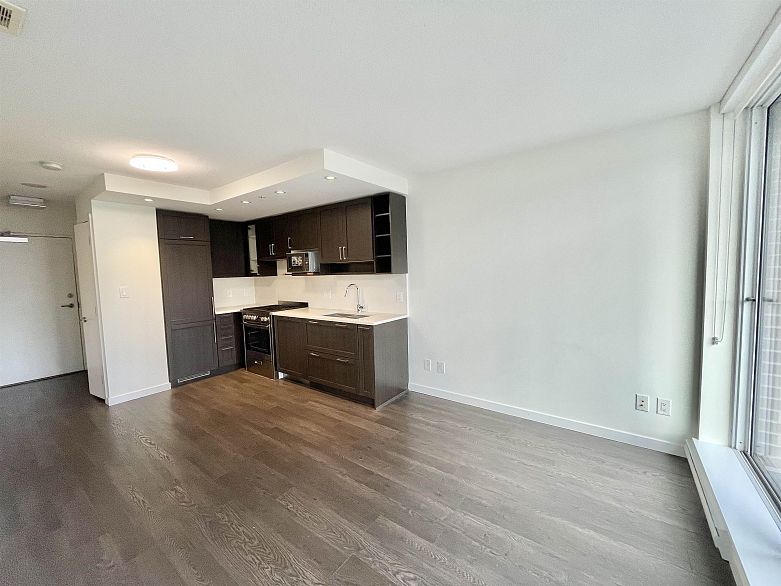 818 5665 Boundary Road