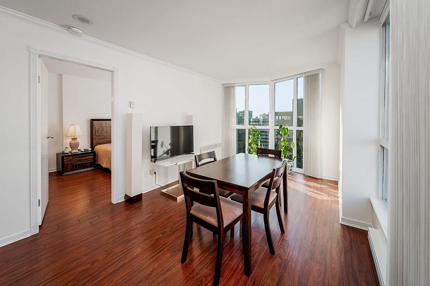 1808 1188 Howe Street