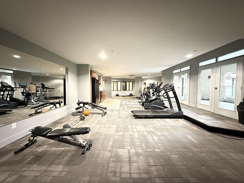 405 4028 Knight Street