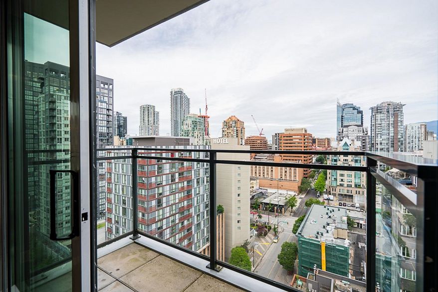 PH3 1082 Seymour Street