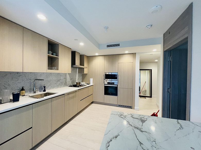 1214 1768 Cook Street