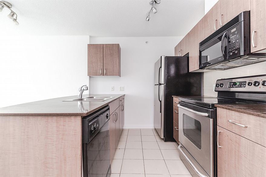 1313 610 GRANVILLE STREET, Vancouver BC V6C 3T3