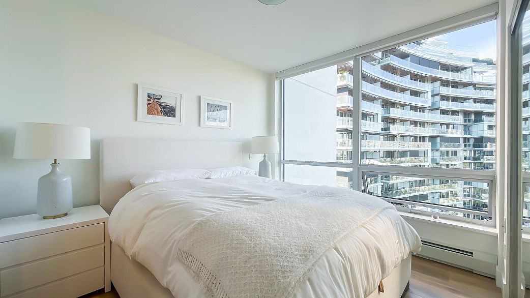 1202 1788 Columbia Street