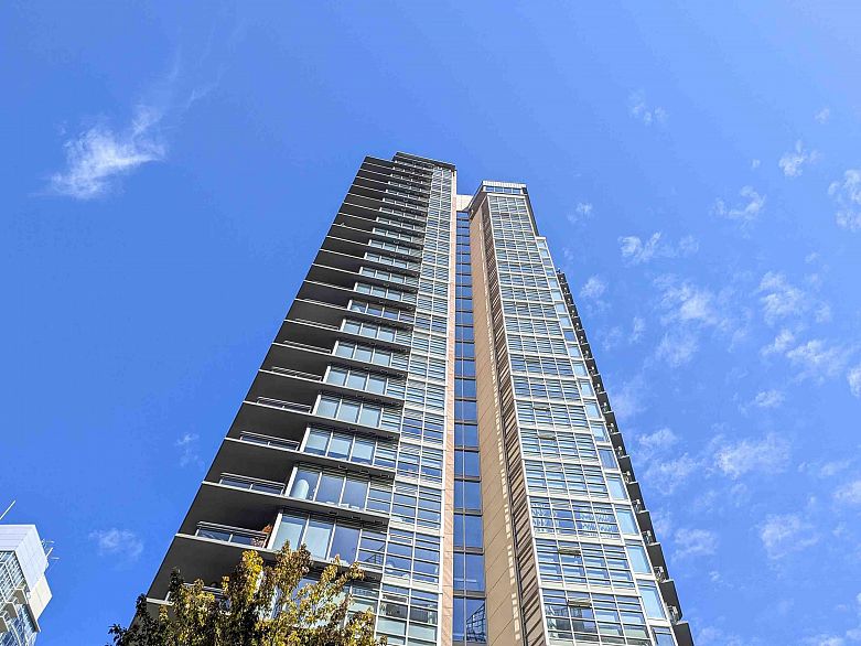 1505 1205 W Hastings Street