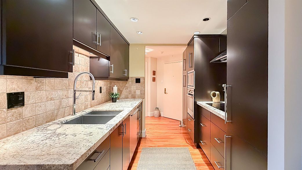 109 1490 Pennyfarthing Drive