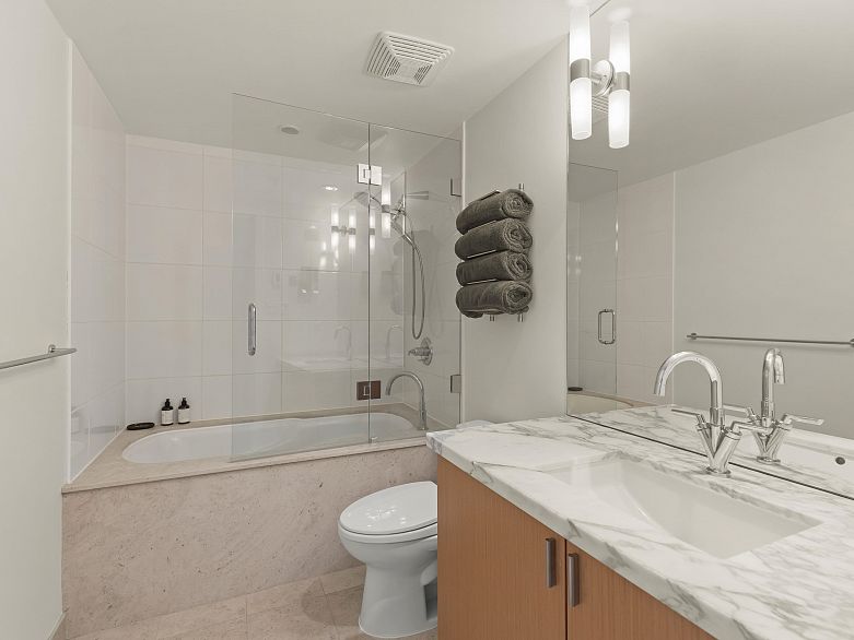 1505 1205 W Hastings Street