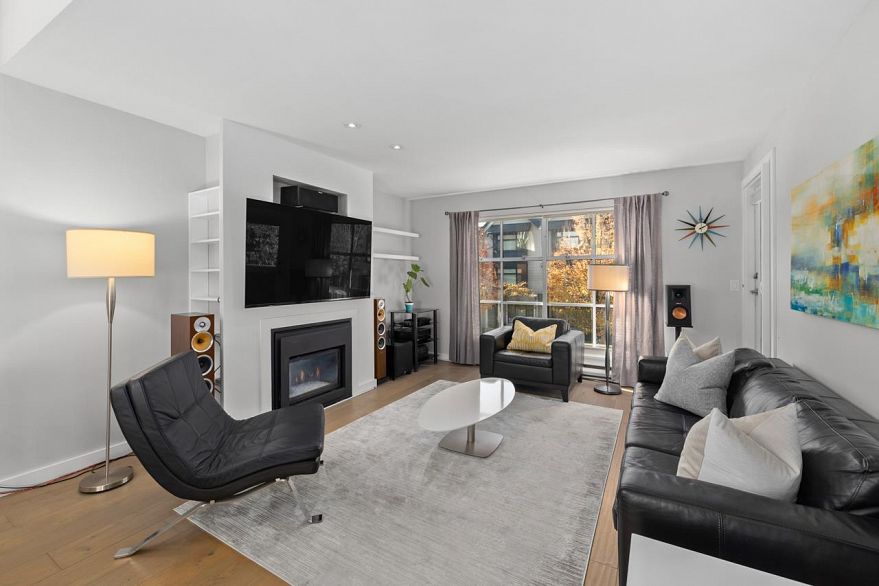 6 2880 W 33rd Avenue