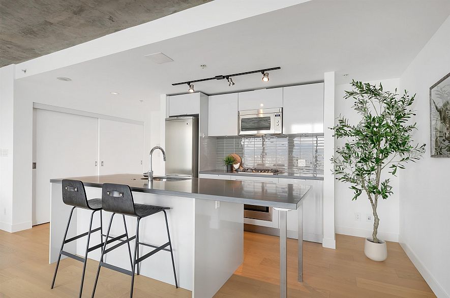 3901 128 W Cordova Street