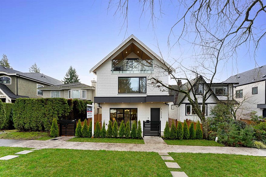 1 3218 W 38th Avenue