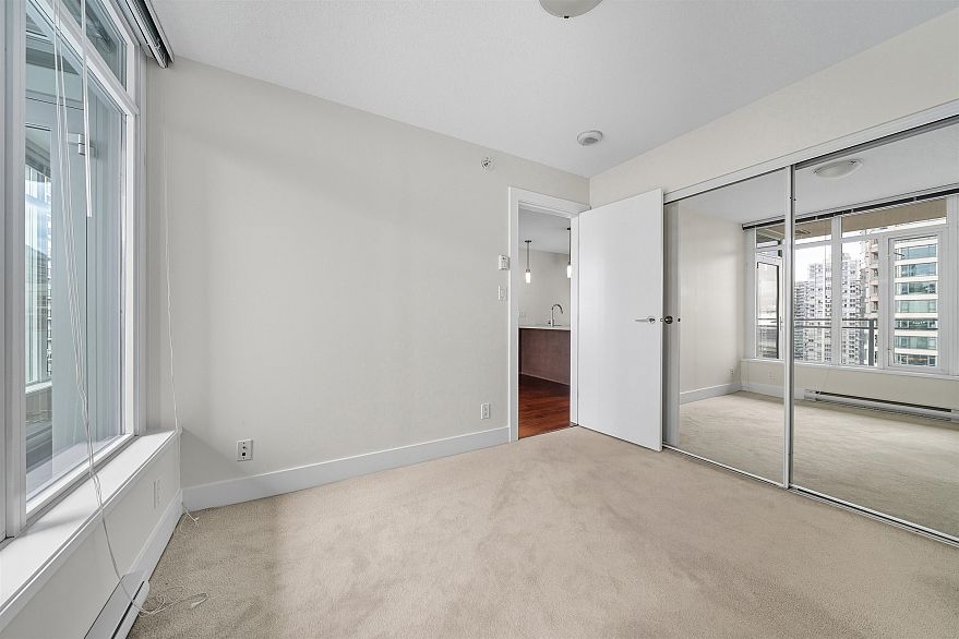 1607 888 Homer Street