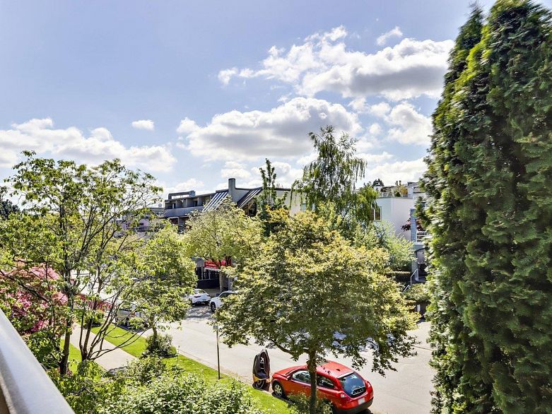 307 2255 York Avenue