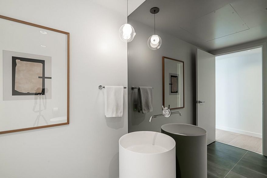 3508 1289 Hornby Street