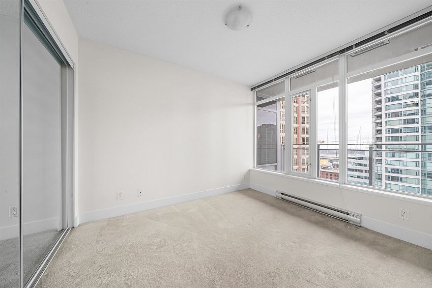 1607 888 Homer Street