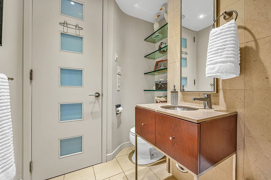 903 710 Chilco Street