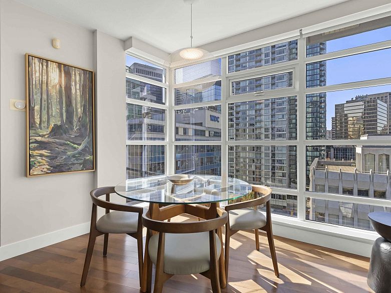 1505 1205 W Hastings Street