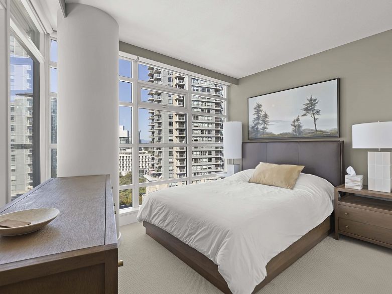 1505 1205 W Hastings Street