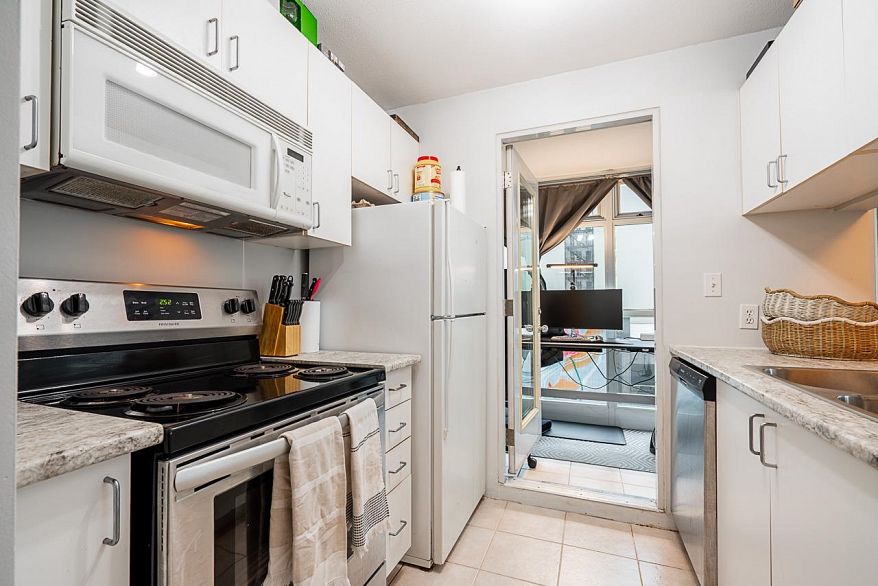 504 438 Seymour St Street