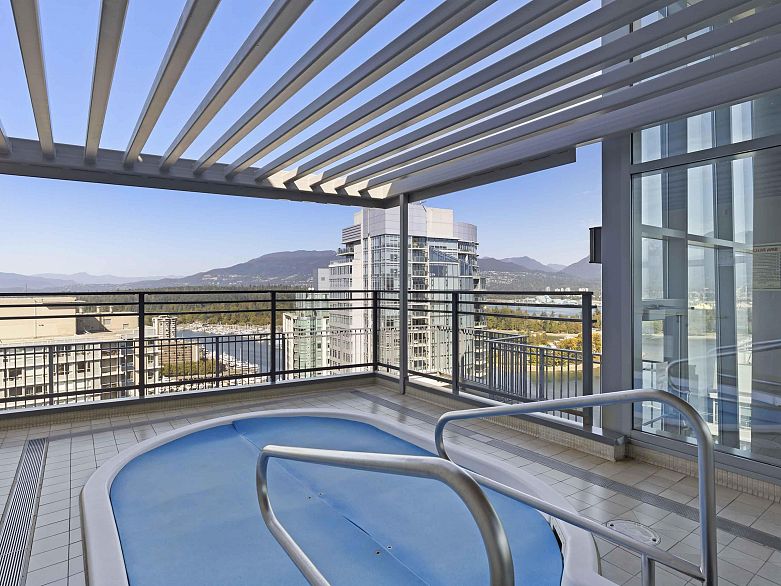 1505 1205 W Hastings Street