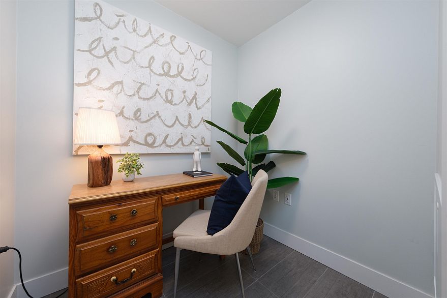 703 8580 River District Crossing