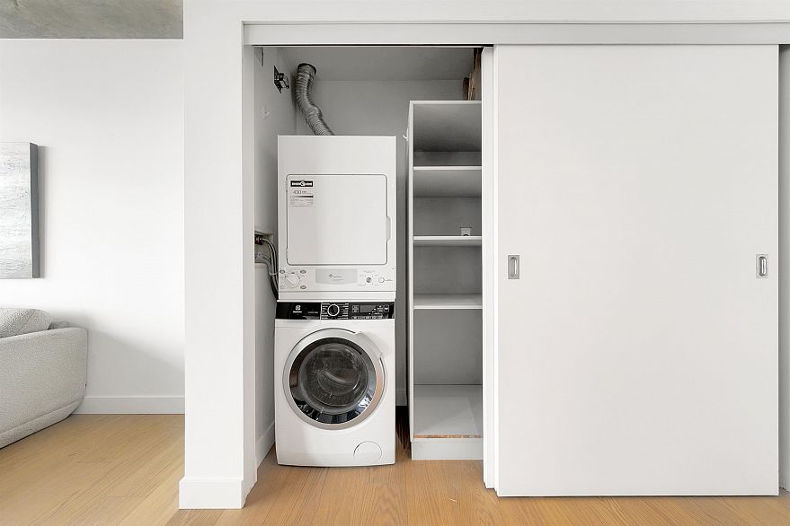 3901 128 W Cordova Street