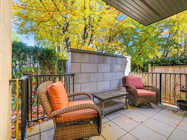 100 656 W 13th Avenue