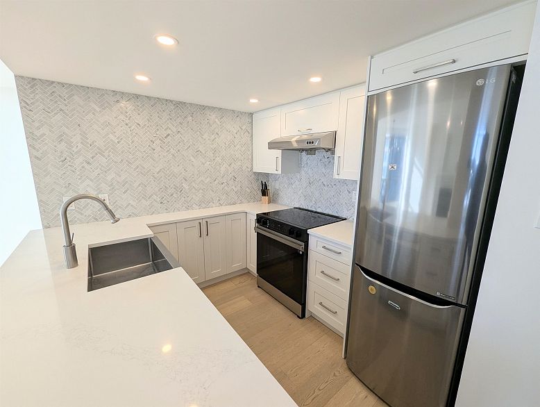 1903 867 Hamilton Street