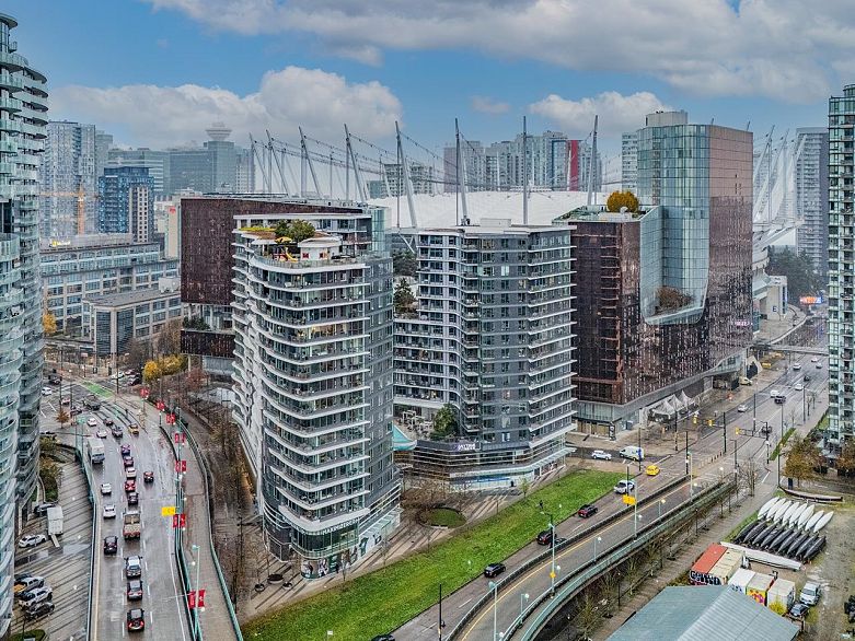 758 38 Smithe Street