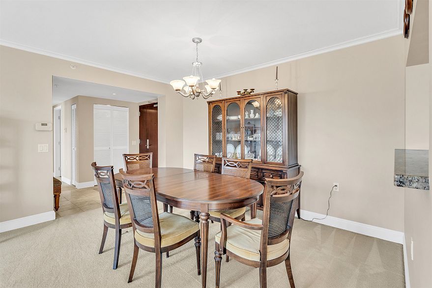 508 618 W 45th Avenue