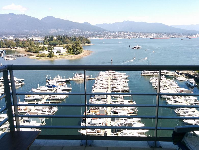 1701 499 Broughton Street