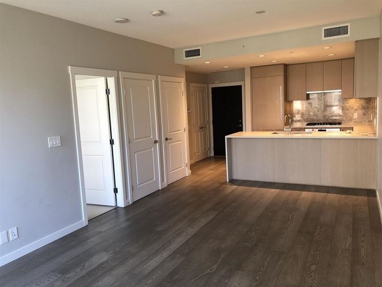 101 5687 Gray Avenue