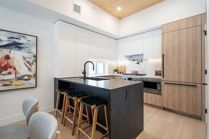 4150 Columbia Street