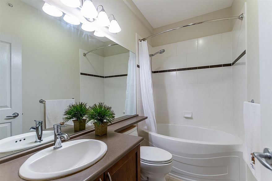 404 2388 Western Parkway