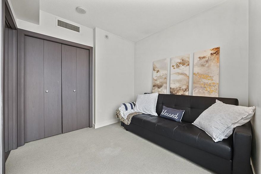 758 38 Smithe Street