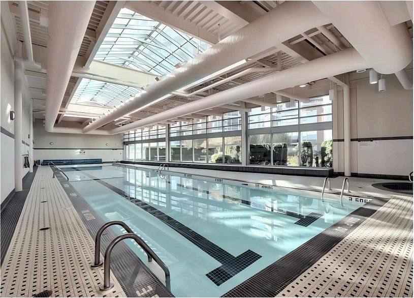 2006 58 Keefer Place