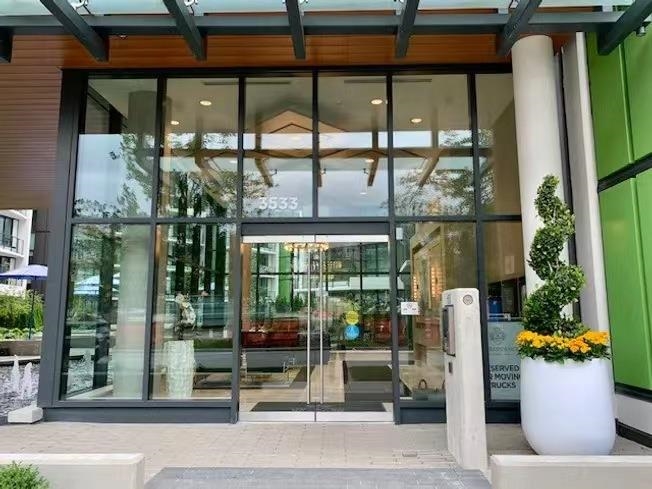 1003 3533 Ross Drive