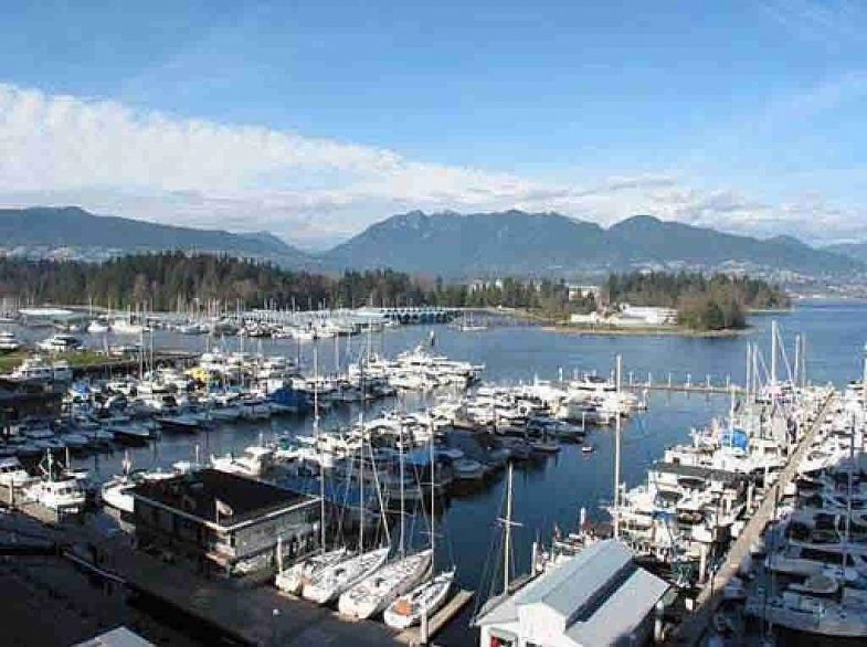 1701 499 Broughton Street