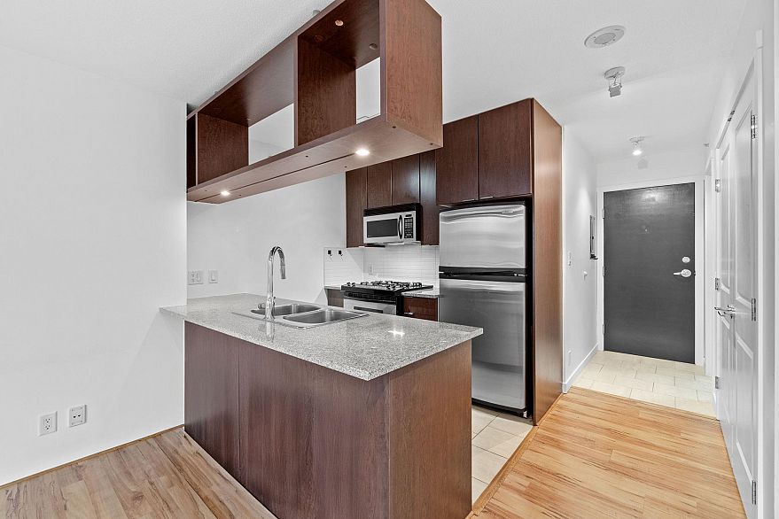 505 1001 Richards Street