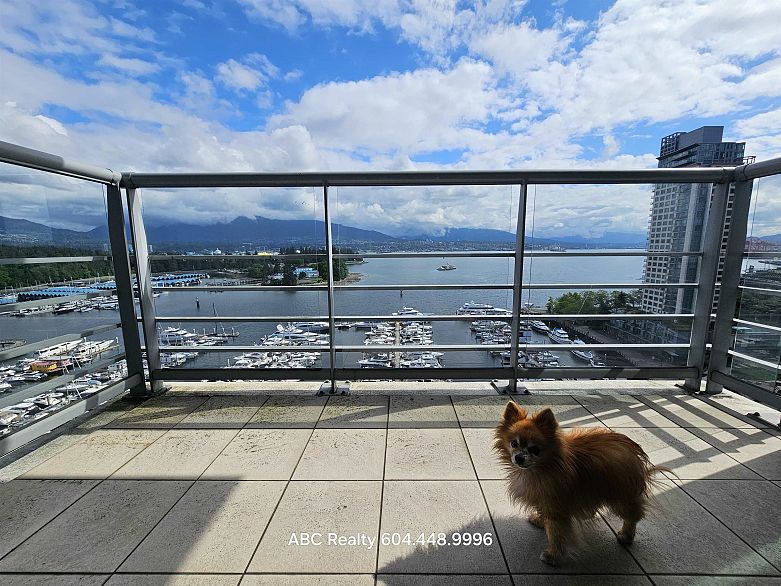 1701 499 Broughton Street