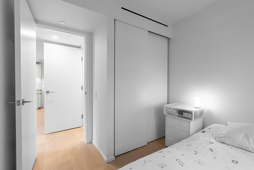 708 889 Pacific Street