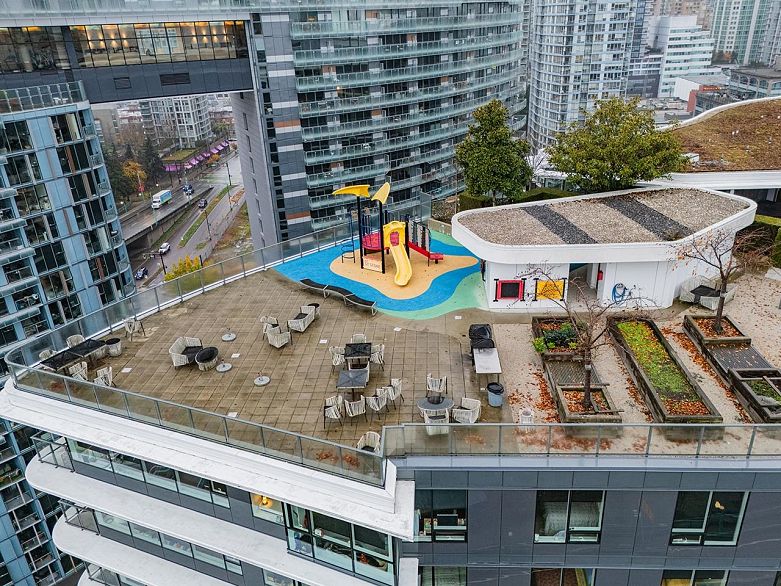 758 38 Smithe Street