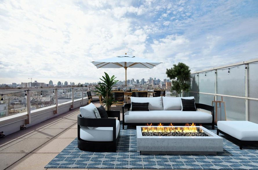 808 933 E Hastings Street